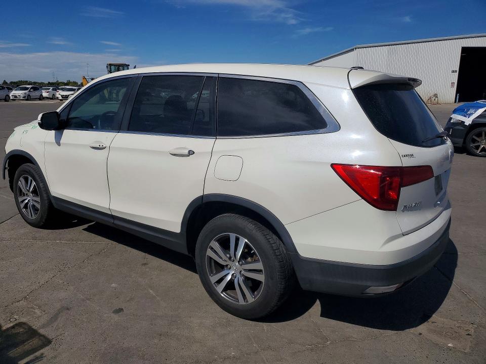 Photo 2 from auction – 2018 HONDA PILOT with VIN 5FNYF5H36JB018292