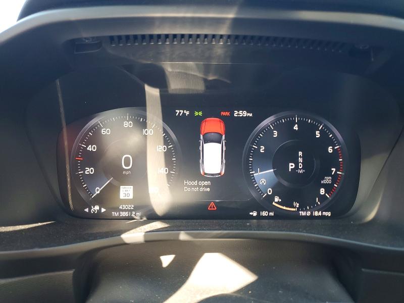 Photo 9 from auction – 2021 VOLVO XC40 with VIN YV4162UM5M2461391