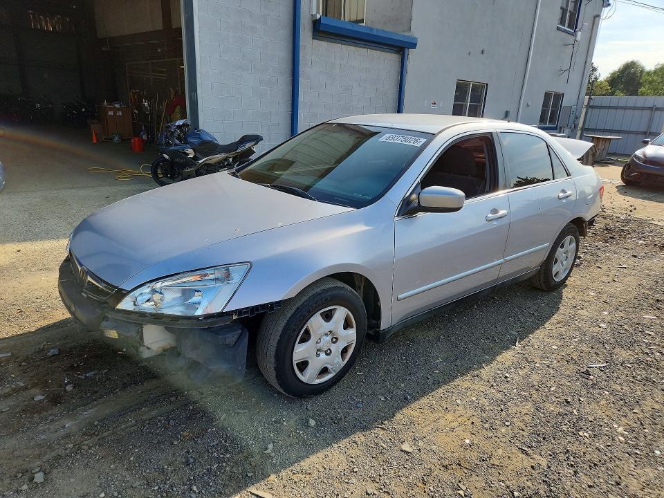 HONDA ACCORD 2005 with VIN 1HGCM56415A005218 - Photo from auction