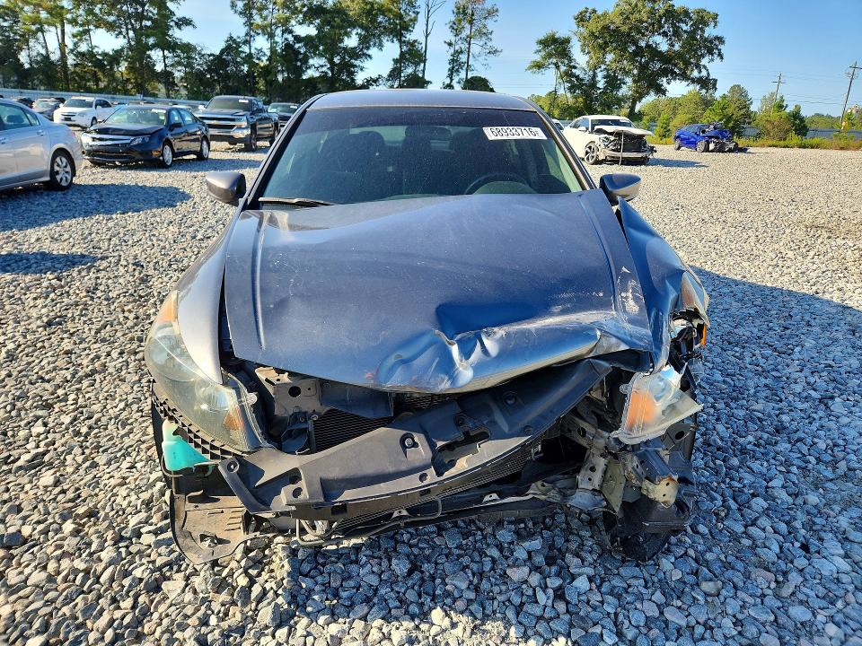 Снимка 5 от търг – 2011 HONDA ACCORD с VIN 1HGCP2F40BA040334