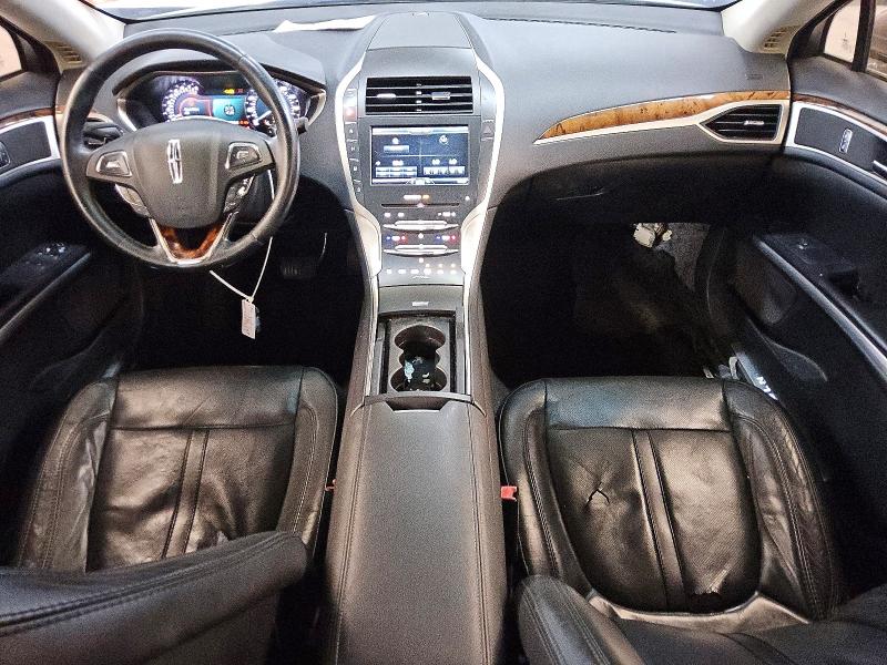 Photo 8 from auction – 2016 LINCOLN MKZ with VIN 3LN6L2G91GR626941