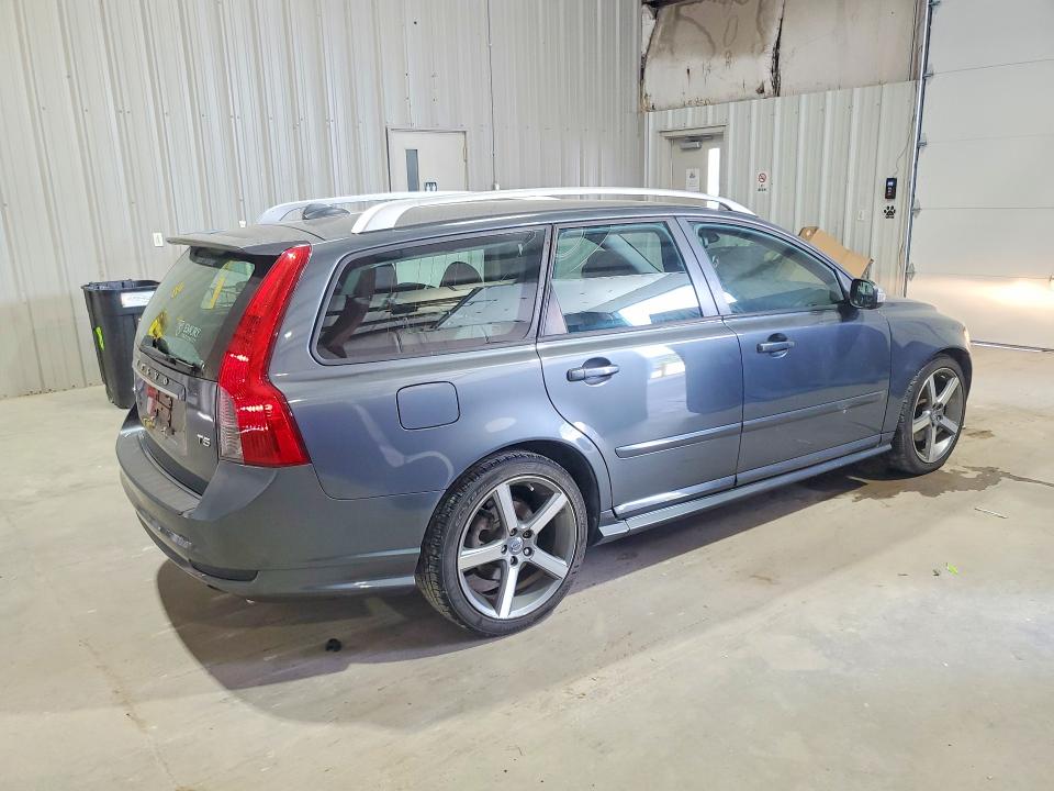 Photo 3 from auction – 2011 VOLVO V50 with VIN YV1672MW2B2592423