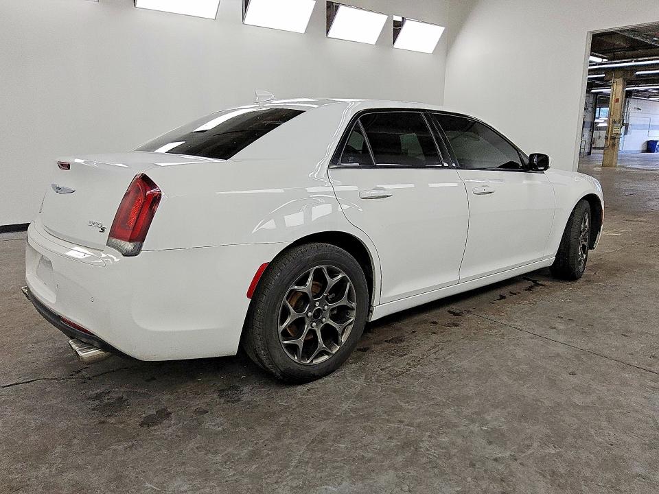 Photo 3 from auction – 2016 CHRYSLER 300 with VIN 2C3CCAGG3GH144956