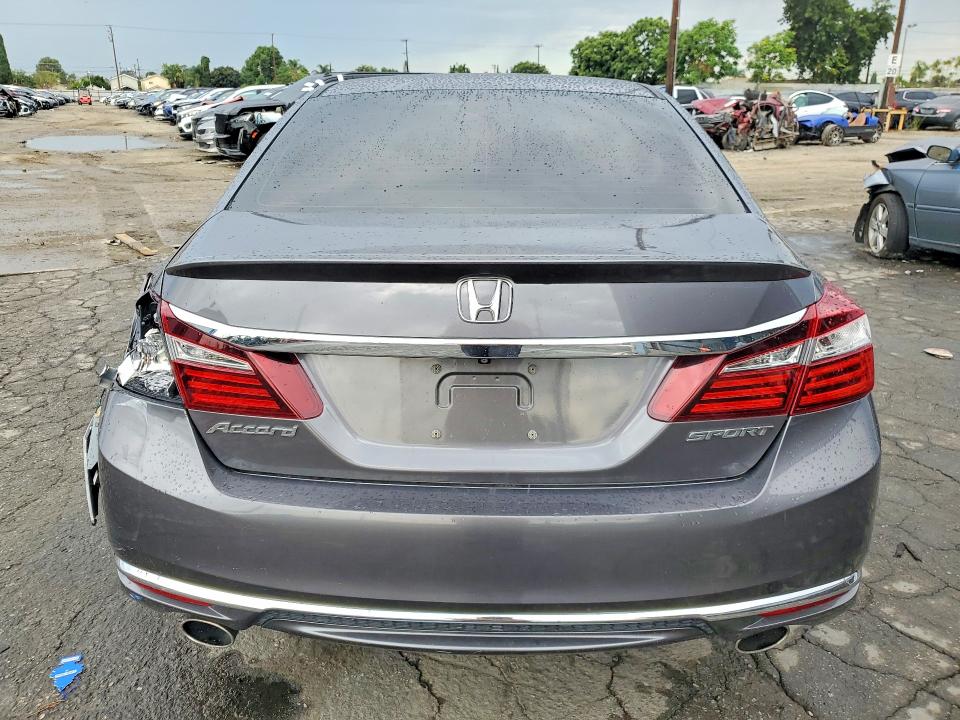 Photo 6 from auction – 2016 HONDA ACCORD with VIN 1HGCR2F58GA221174