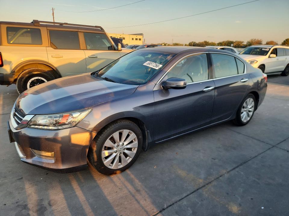 HONDA ACCORD 2014 with VIN 1HGCR3F99EA038680 - Photo from auction