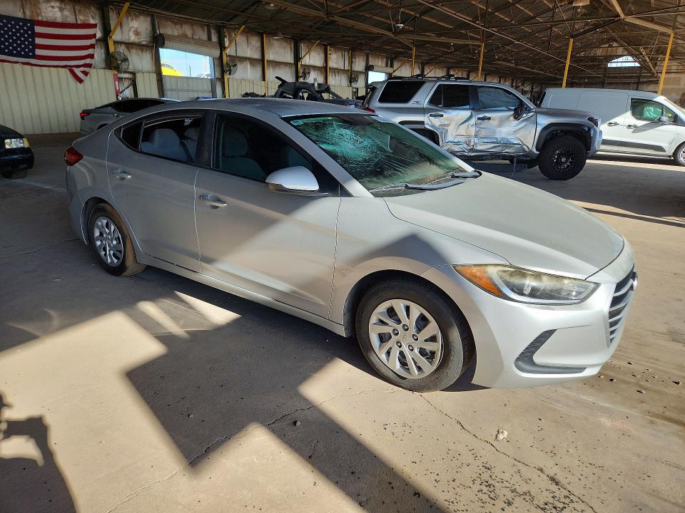 Photo 4 from auction – 2017 HYUNDAI ELANTRA with VIN 5NPD74LF5HH202187