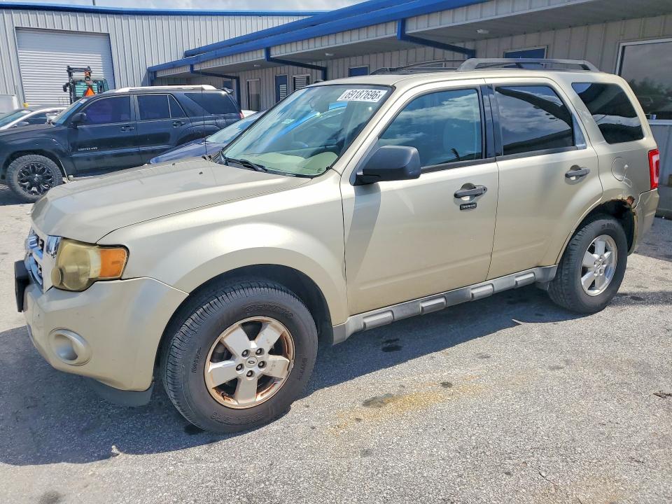2010 FORD ESCAPE - Търг №69187696