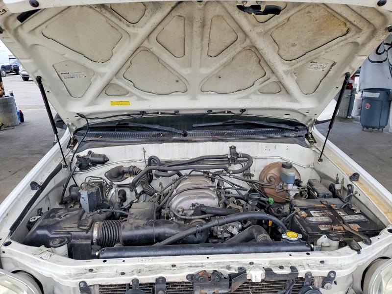 صورة رقم 12 من المزاد - 2001 TOYOTA SEQUOIA مع VIN 5TDBT44A01S044721