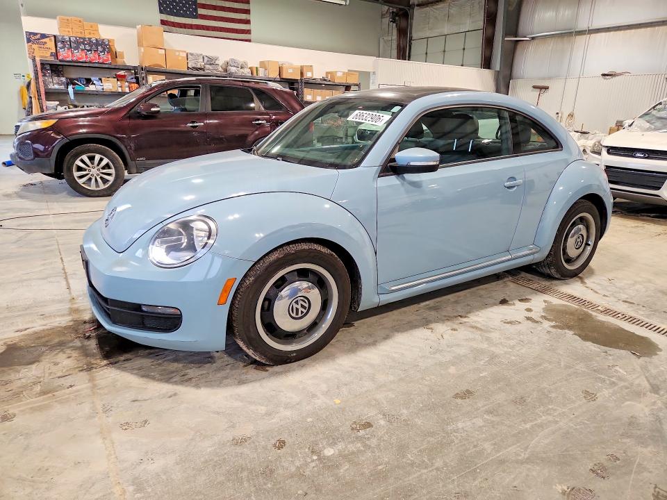 2012 VOLKSWAGEN BEETLE - Търг №68632906