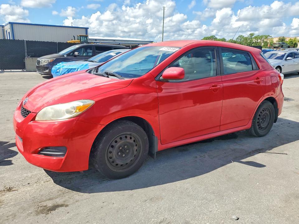 TOYOTA MATRIX 2010 مع رقم تعريف المركبة 2T1KU4EE0AC191659 - صورة من المزاد