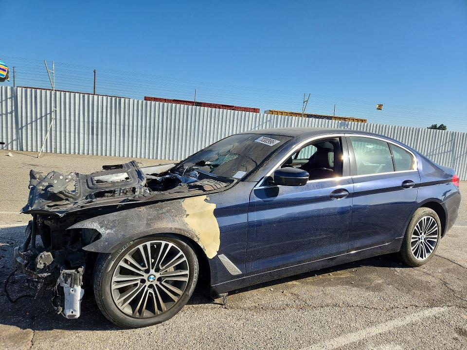 BMW 540 2019 مع رقم تعريف المركبة WBAJE5C53KWW01233 - صورة من المزاد