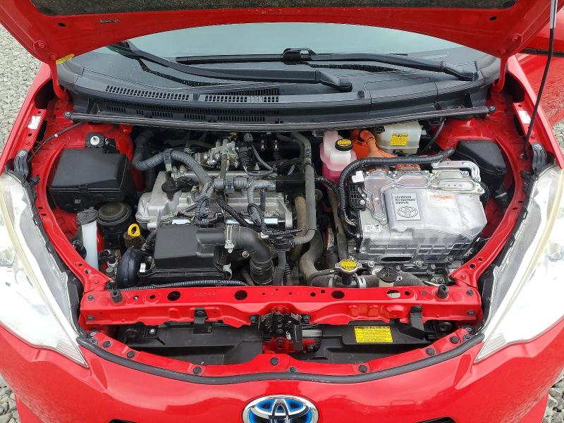Photo 11 from auction – 2014 TOYOTA PRIUS C with VIN JTDKDTB34E1569716