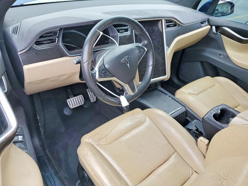 Foto 8 de la subasta – 2016 TESLA MODEL X con VIN 5YJXCAE47GFS00375