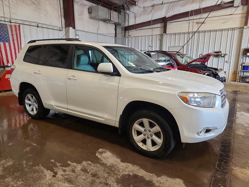 Photo 4 from auction – 2010 TOYOTA HIGHLANDER with VIN 5TDJK3EH2AS035748