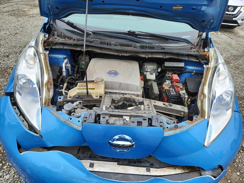 Photo 11 from auction – 2014 NISSAN LEAF with VIN 1N4AZ0CP3EC332349