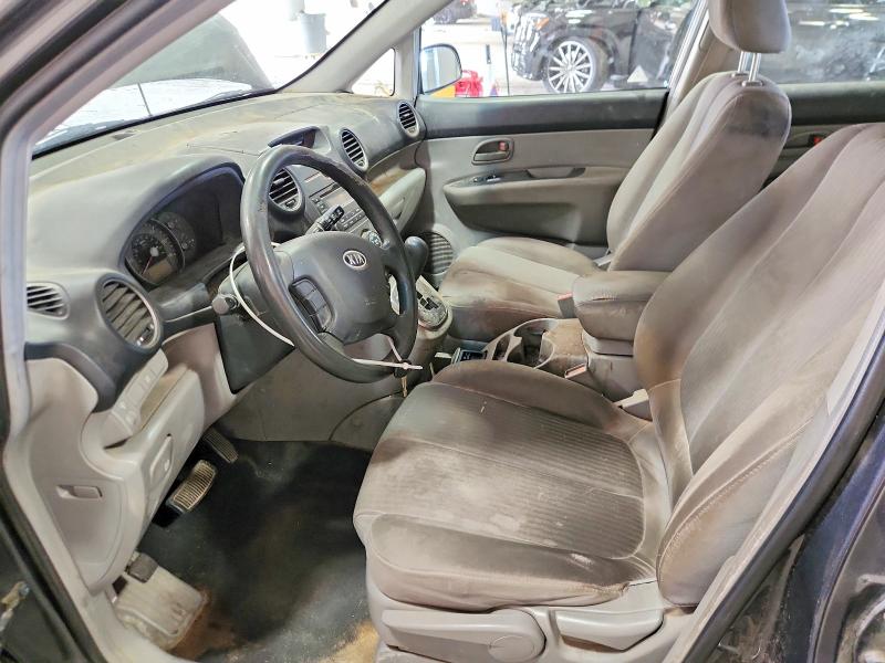 Foto 7 de la subasta – 2007 KIA RONDO con VIN KNAFG526477114182