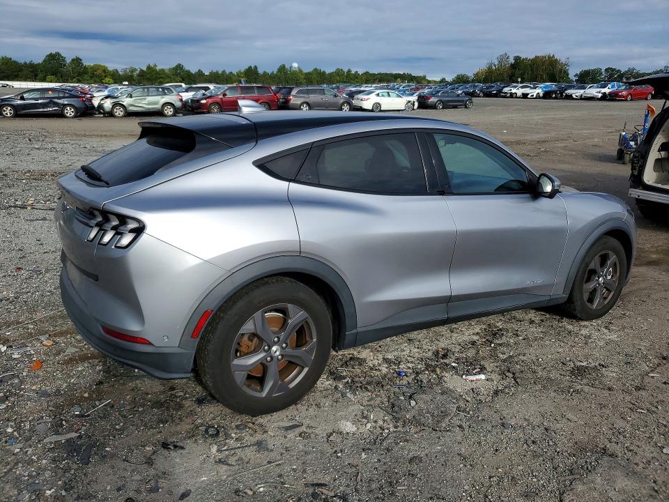 Photo 3 from auction – 2021 FORD MUSTANG MACH-E with VIN 3FMTK1RM1MMA35499