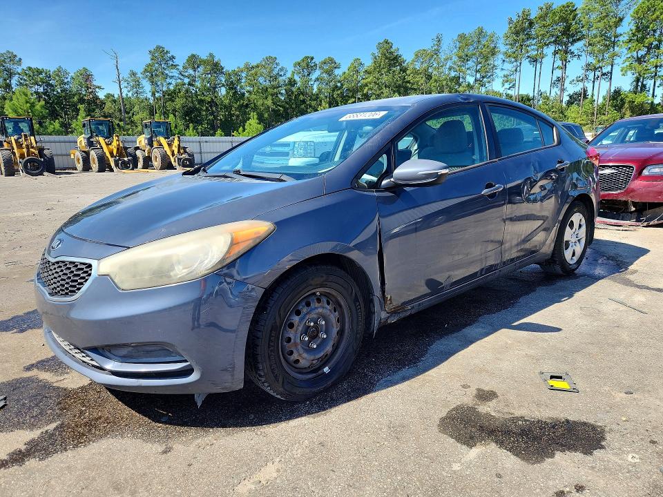 Снимка 1 от търг – 2015 KIA FORTE с VIN KNAFX4A60F5395595