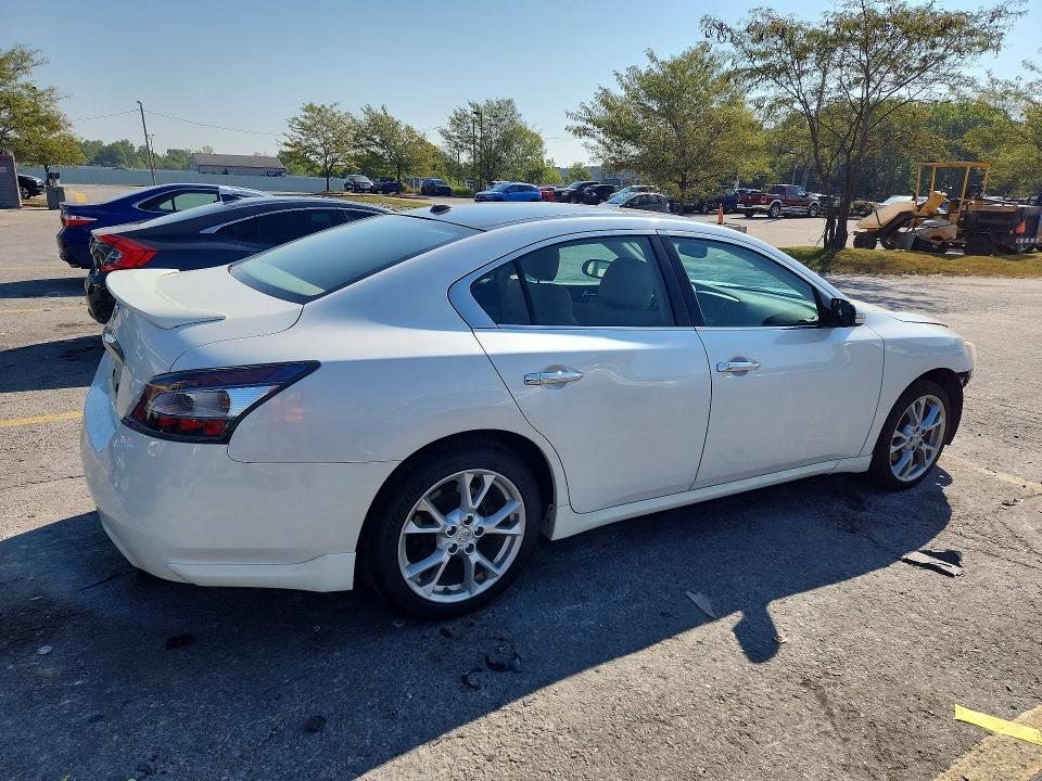 Photo 3 from auction – 2014 NISSAN MAXIMA with VIN 1N4AA5AP7EC443235