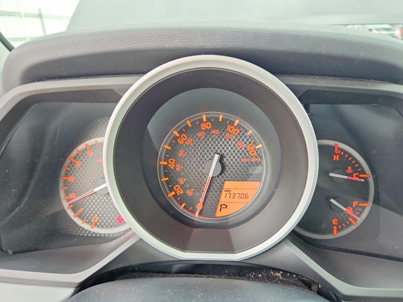 Снимка 9 от търг – 2012 TOYOTA 4RUNNER с VIN JTEBU5JR7C5092170