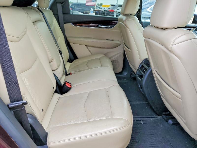 Photo 11 from auction – 2017 CADILLAC XT5 with VIN 1GYKNDRS8HZ314342
