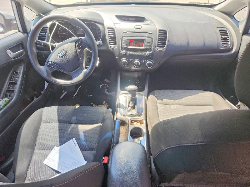 Снимка 8 от търг – 2017 KIA FORTE с VIN 3KPFK4A76HE096243