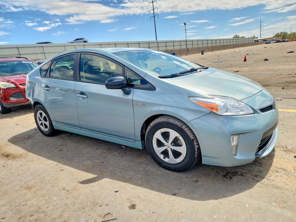 Photo 4 from auction – 2015 TOYOTA PRIUS with VIN JTDKN3DU8F1968438