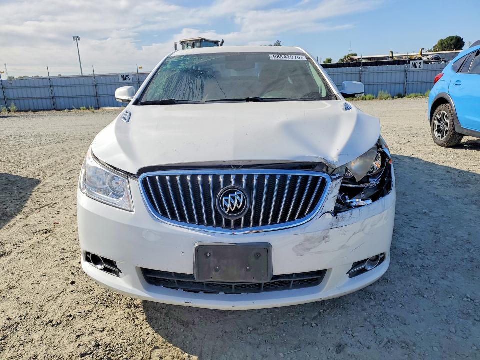 Photo 5 from auction – 2013 BUICK LACROSSE with VIN 1G4GC5E37DF177892