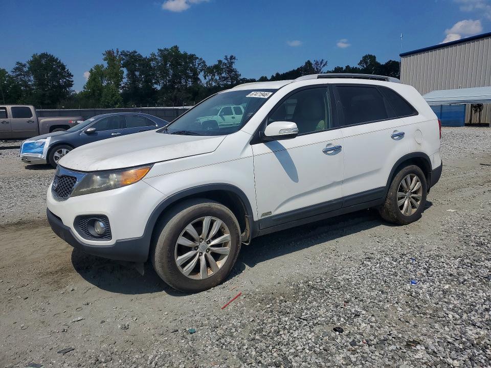 KIA SORENTO 2011 z numerem VIN 5XYKTDA20BG078346 - Zdjęcie z aukcji