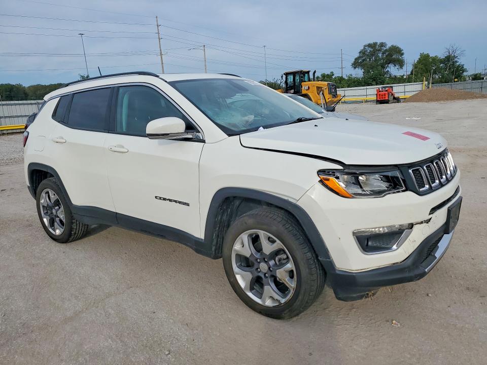 Photo 4 from auction – 2019 JEEP COMPASS with VIN 3C4NJDCB5KT619089