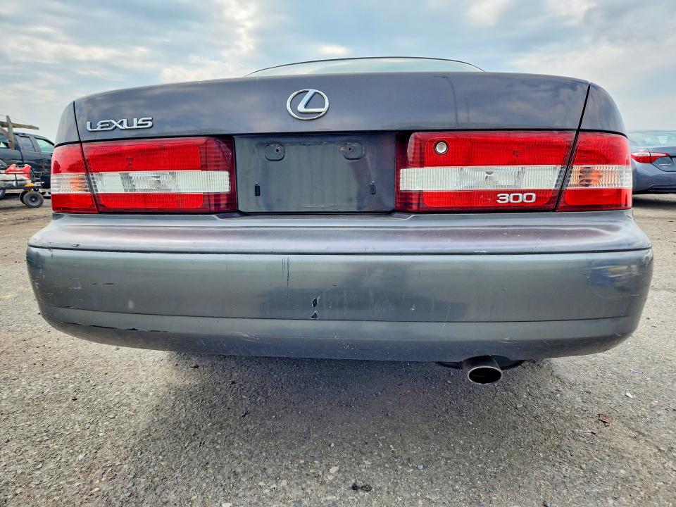 Photo 6 from auction – 2000 LEXUS ES with VIN JT8BF28G4Y0271173