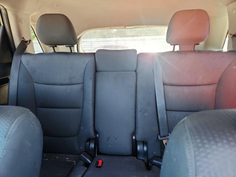 Photo 10 from auction – 2012 KIA SORENTO with VIN 5XYKT3A60CG229488