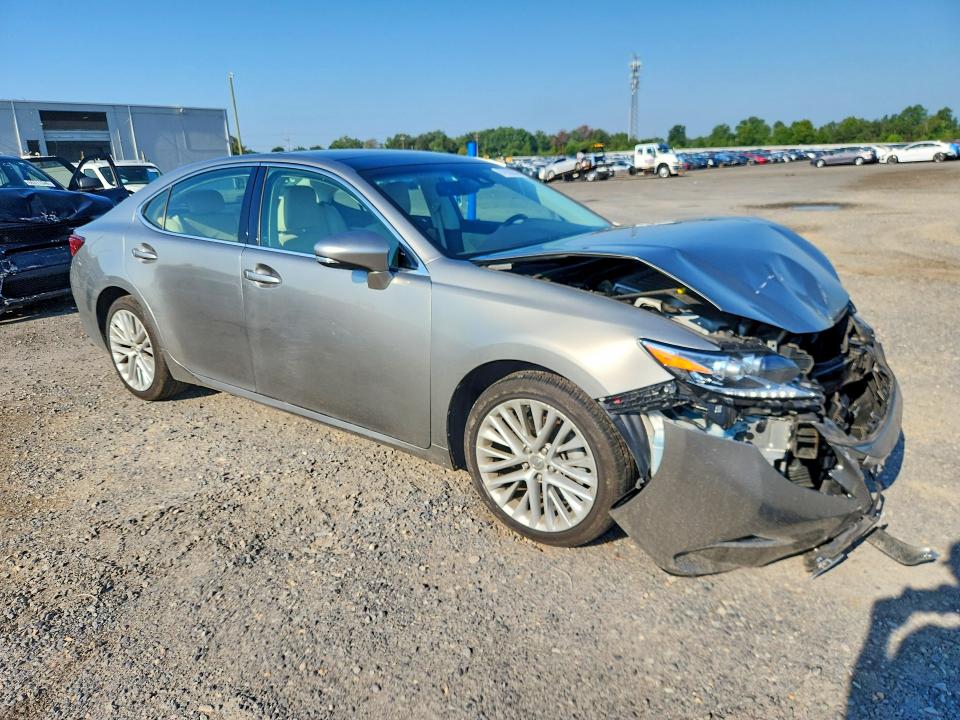 Photo 4 from auction – 2016 LEXUS ES with VIN 58ABK1GG0GU029288