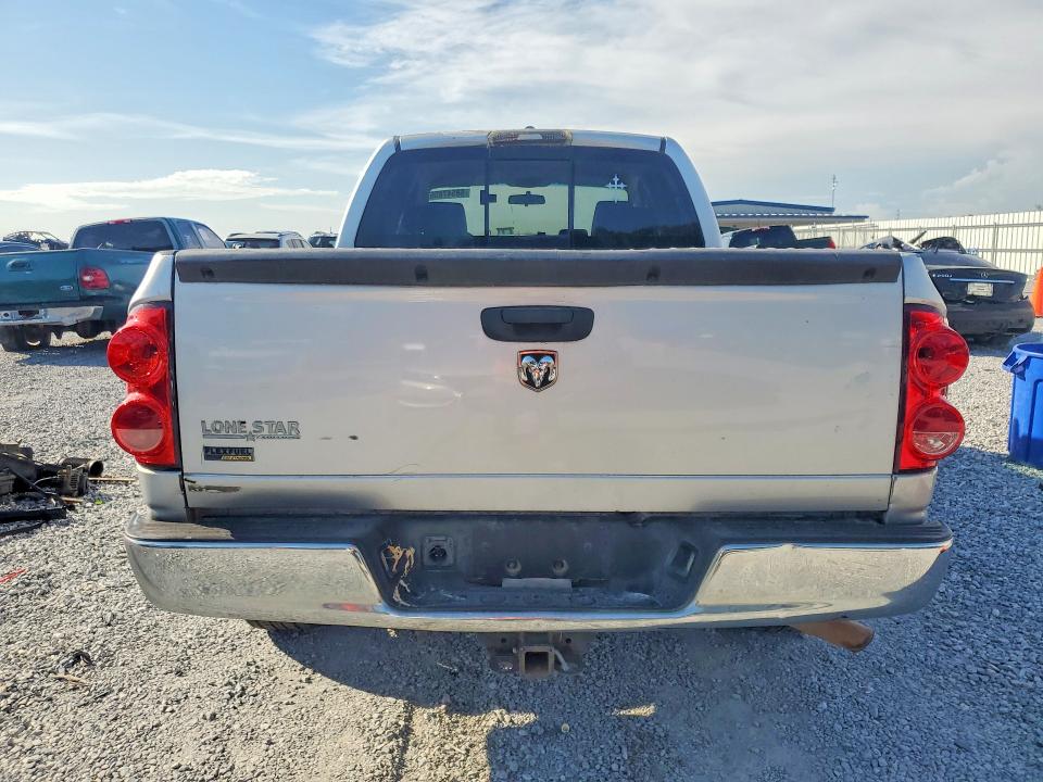 Photo 6 from auction – 2007 DODGE RAM 1500 with VIN 1D7HA18P27S229209
