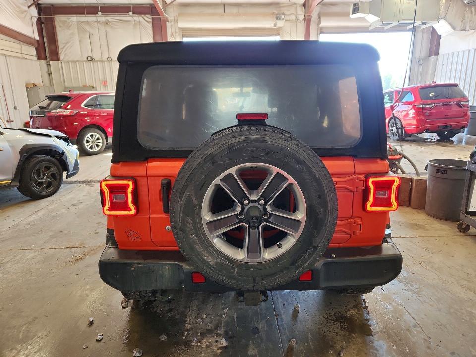 Снимка 6 от търг – 2018 JEEP WRANGLER UNLIMITED с VIN 1C4HJXEG4JW285346
