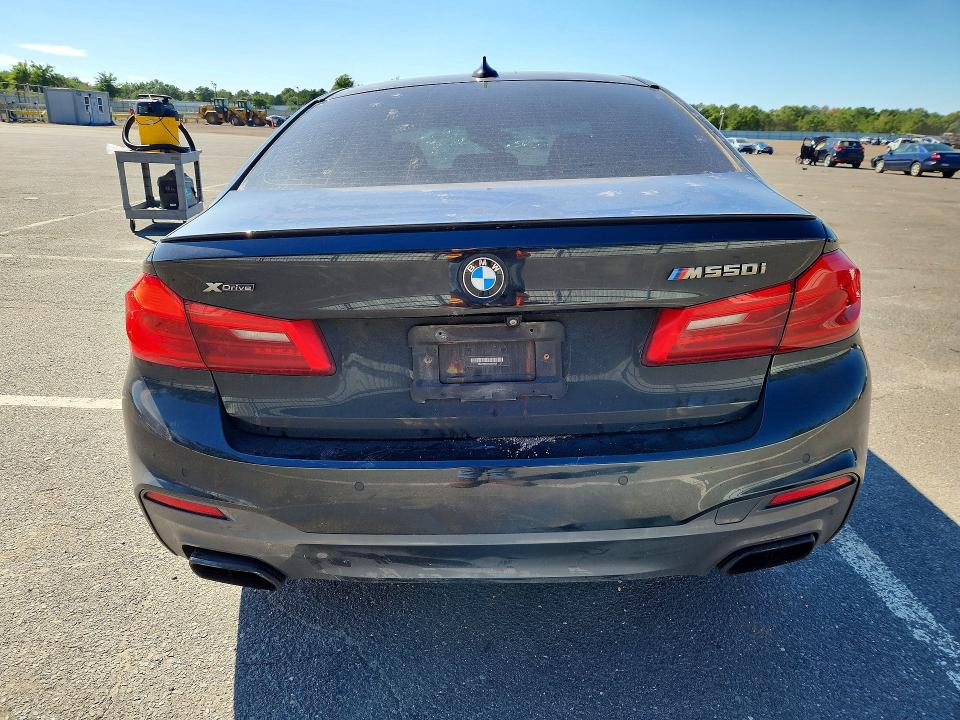 Photo 6 from auction – 2019 BMW M550XI with VIN WBAJB9C55KB289438