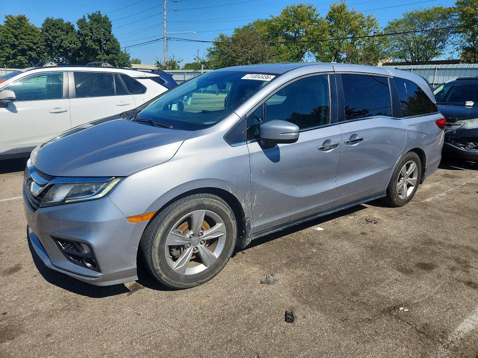 HONDA ODYSSEY 2018 с VIN 5FNRL6H7XJB021783 - Снимка от търг