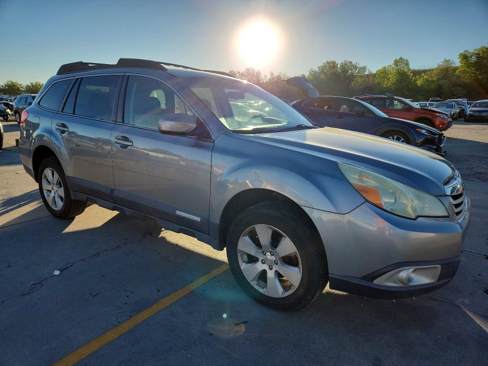 Photo 4 from auction – 2010 SUBARU OUTBACK with VIN 4S4BRCCC0A3354859