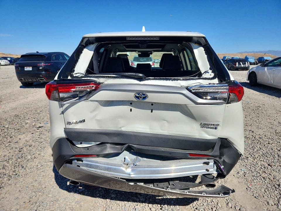 Foto 6 de la subasta – 2022 TOYOTA RAV4 con VIN 4T3D6RFV2NU067645