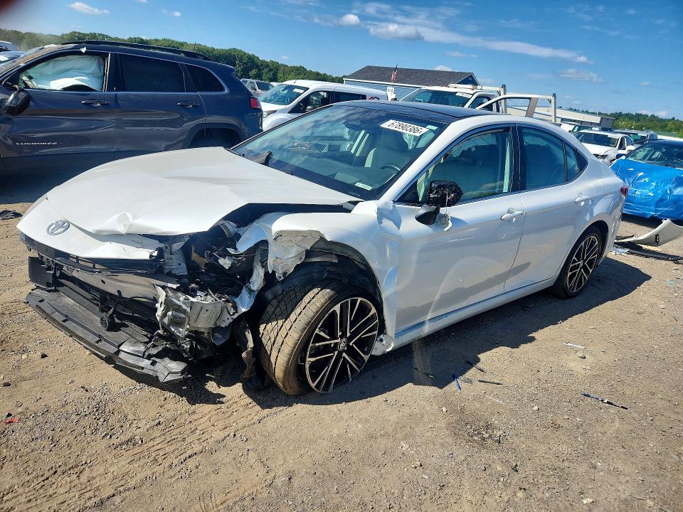 TOYOTA CAMRY 2025 with VIN 4T1DBADK5SU504189 - Photo from auction