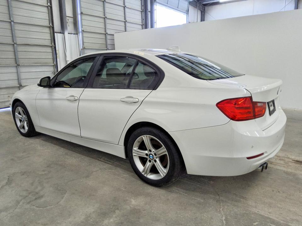 Photo 2 from auction – 2014 BMW 328 with VIN WBA3A5G51ENP30726
