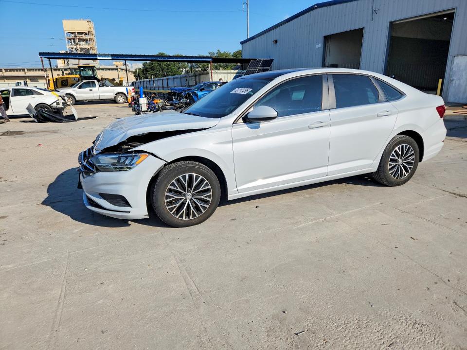 VOLKSWAGEN JETTA 2019 with VIN 3VWC57BU2KM102887 - Photo from auction