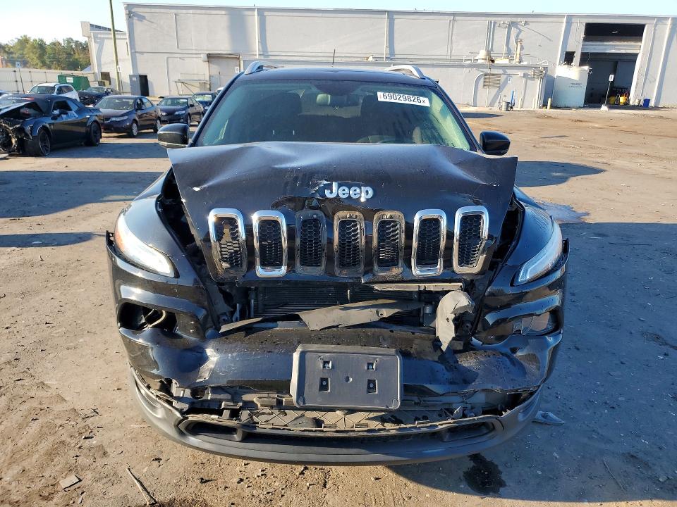 Снимка 5 от търг – 2017 JEEP CHEROKEE с VIN 1C4PJMCB4HW590972
