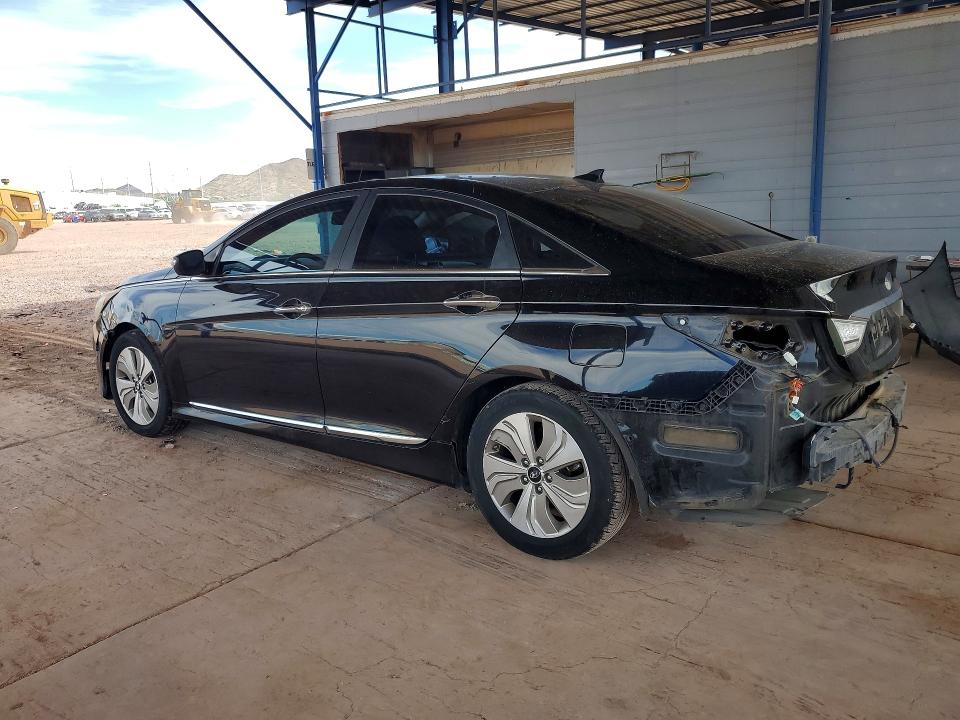Photo 2 from auction – 2014 HYUNDAI SONATA with VIN KMHEC4A44EA104249