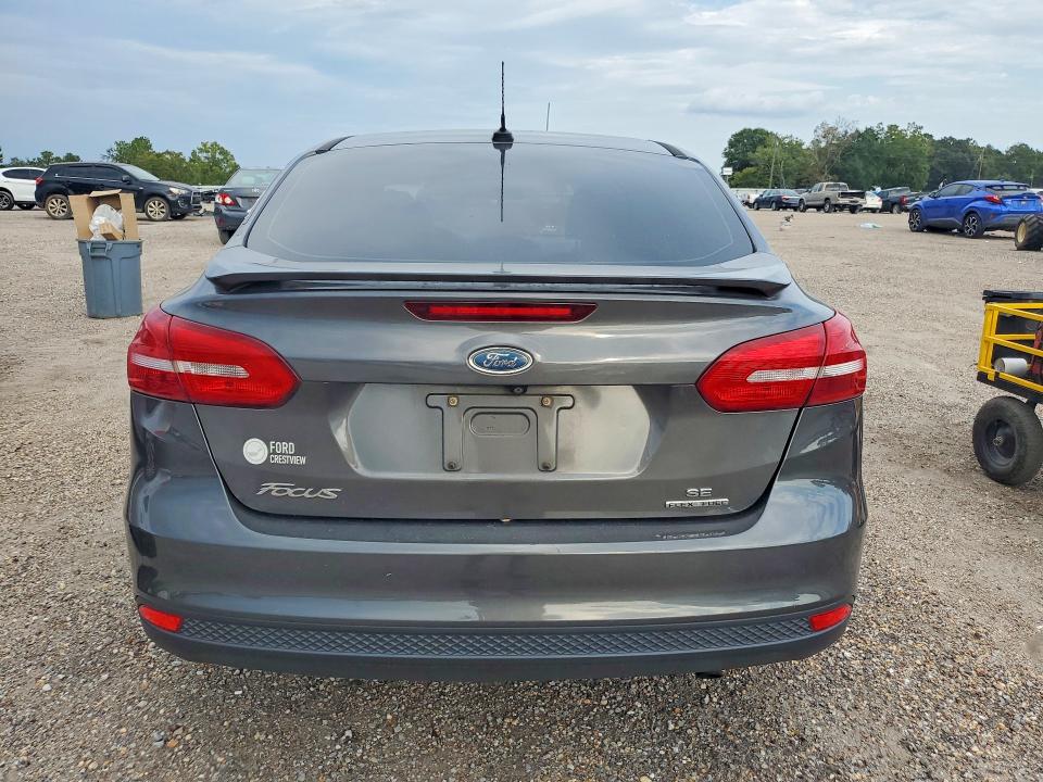Photo 6 from auction – 2015 FORD FOCUS with VIN 1FADP3F27FL286269