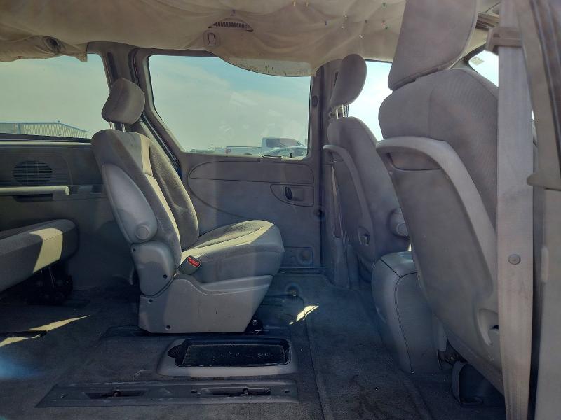 Photo 11 from auction – 2003 DODGE GRAND CARAVAN with VIN 2D8GP44333R142425