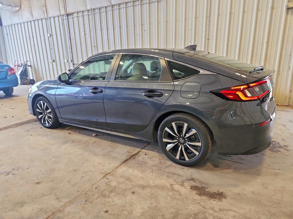 Photo 2 from auction – 2023 HONDA CIVIC with VIN 19XFL1H75PE014616