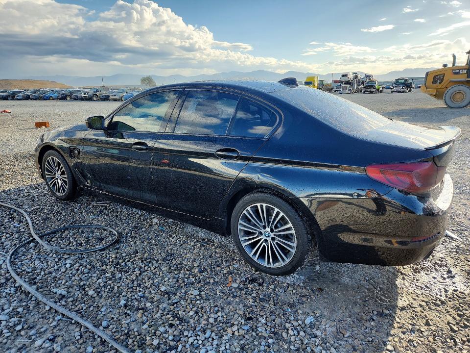 Photo 2 from auction – 2019 BMW 530E with VIN WBAJA9C56KB392712