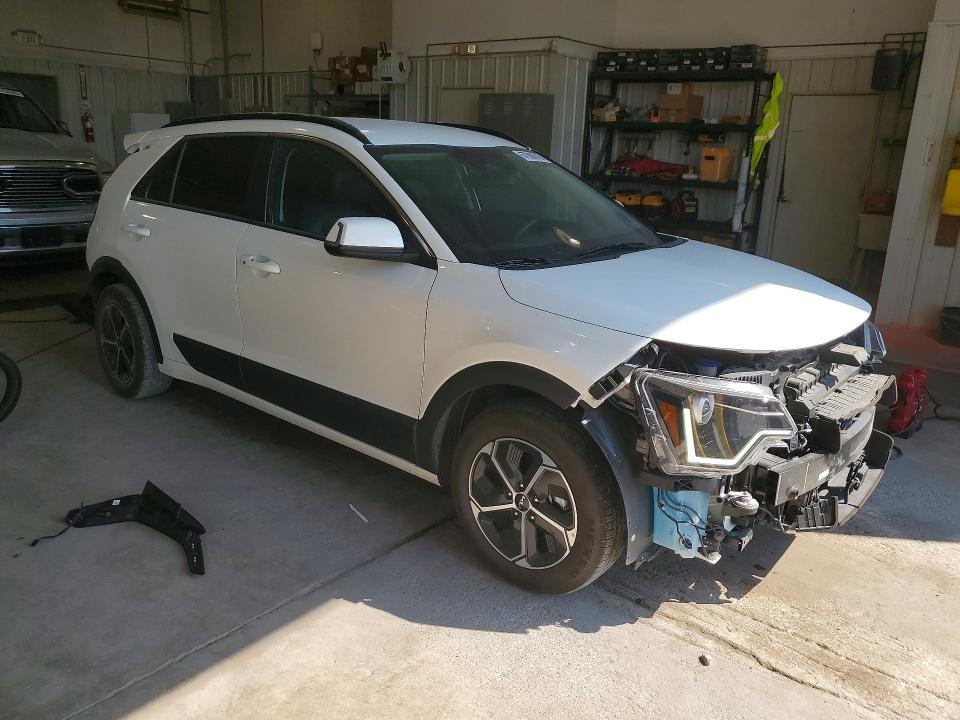 صورة رقم 4 من المزاد - 2024 KIA NIRO مع VIN KNDCR3LE4R5178392