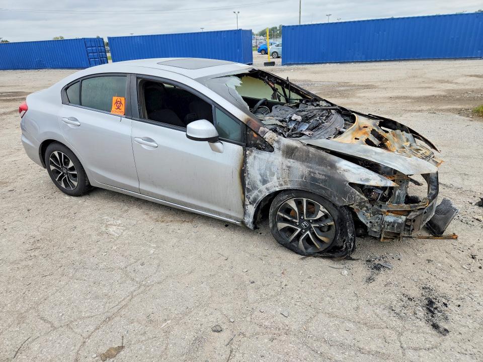 Photo 4 from auction – 2013 HONDA CIVIC with VIN 19XFB2F89DE239198